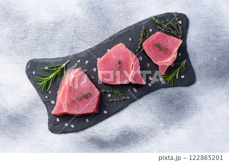 Raw tuna steak ( fillet ) photography . Top view 122865201
