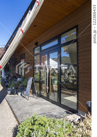 【縦写真】山梨県甲府市自家製酵母パン屋 setsu 122866433