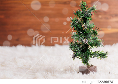 クリスマスツリー 122866781
