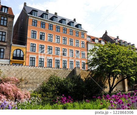 Copenhagen, Denmark. The King's garden. Park in the city center. 122868306