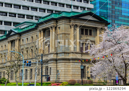 東京 中央区 日本銀行本店前の桜 東京 中央区 日本銀行本店前の桜 122869294
