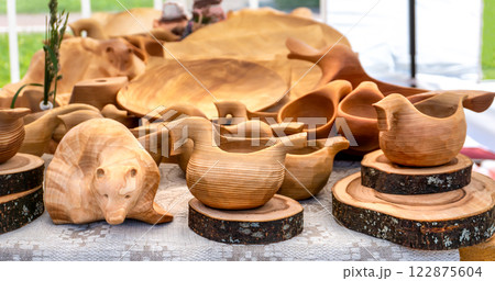 Traditional Wooden Items - Yendovas, Plates, Souvenirs, and Other Handicrafts 122875604