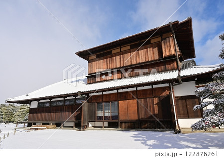 二条城（元離宮二条城）御常御殿の積雪 122876261