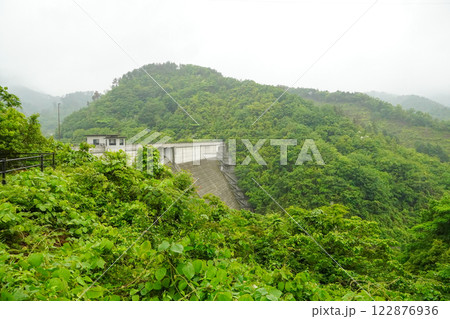 東郷ダム（重力式コンクリートダム） 122876936