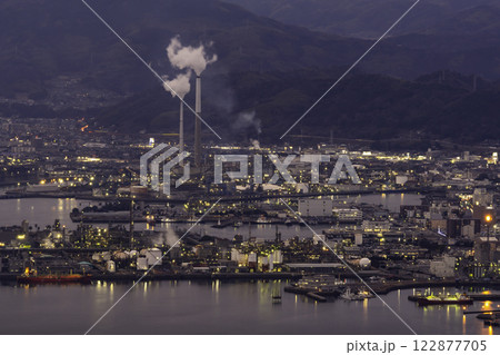 徳山 周南市沿岸部の夜景 山口県周南市 徳山 周南市沿岸部の夜景 山口県周南市 122877705
