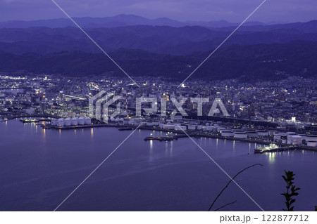 徳山 周南市沿岸部の夜景 山口県周南市 徳山 周南市沿岸部の夜景 山口県周南市 122877712