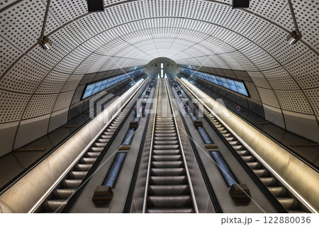Futuristic Escalators in London Underground Station. Modern Architecture and Lighting 122880036