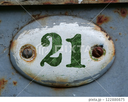 House number twenty one 122880875