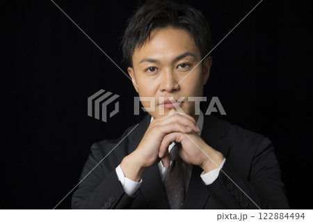 ビジネスマン ビジネスマン 122884494