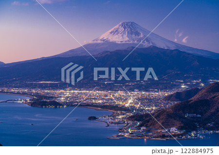 【静岡県】発端丈山から眺める富士山・夕景 122884975