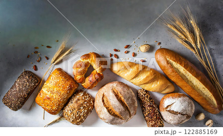 たくさんのパン　パンの集合　複数種類のパン 122885169