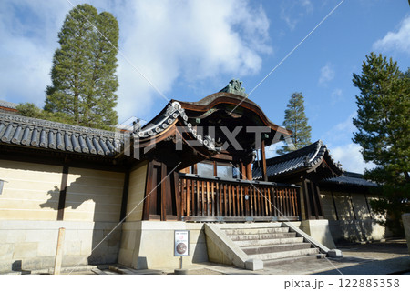 妙心寺　大方丈の唐門　京都市右京区花園 122885358