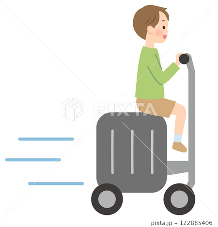 電動スーツケースに乗って移動する子ども 電動スーツケースに乗って移動する子ども 122885406