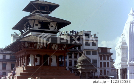 Landscape of Kathmandu,Nepal / ネパール・カトマンズ市街の寺院仏塔 Landscape of Kathmandu,Nepal / ネパール・カトマンズ市街の寺院仏塔 122885588