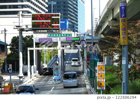 都市高速道路の入口の一例(阪神高速堂島入口) 都市高速道路の入口の一例(阪神高速堂島入口) 122886294