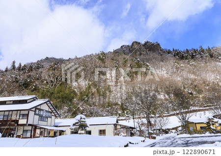 道の駅 霊山 嵩山 雪景色 道の駅 霊山 嵩山 雪景色 122890671