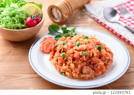 チキンライス　（ ケチャップライス ） 122893761