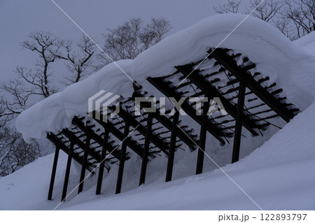 雪庇防止柵 122893797