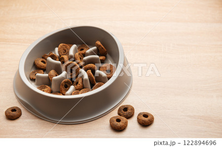 Slow feeder dog bowl preventing gulping and improving digestion 122894696
