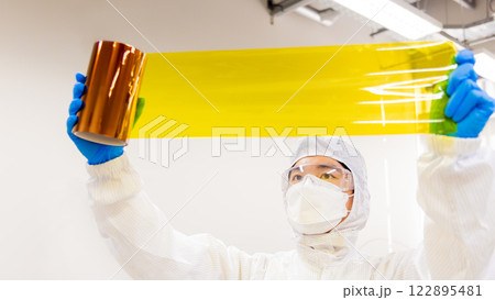 研究室　開発　実験室　クノロジー　イミドフィルム　 122895481