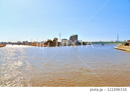 高砂橋/中川より下流/高砂諏訪橋(左/新中川)青砥橋(右)方向を望む(東京都葛飾区)【2025.1】 高砂橋/中川より下流/高砂諏訪橋(左/新中川)青砥橋(右)方向を望む(東京都葛飾区)【2025.1】 122896338