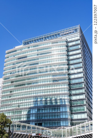 神奈川県横浜市　日産自動車株式会社グローバル本社 122897007