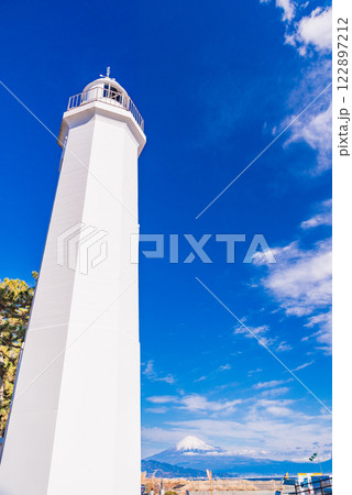 【静岡県】三保松原・清水灯台と富士山 122897212