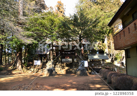 埼玉県比企郡滑川町月輪のパワースポット　月輪神社 122898358