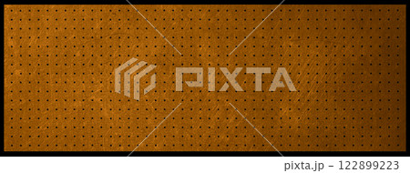 錆びた金属製の有孔ボードの背景テクスチャー 122899223