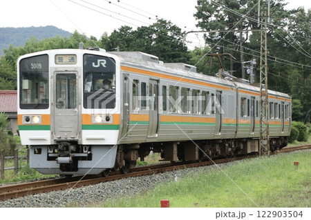 長時間飯田線を走るJR東海213系5000番台 122903504
