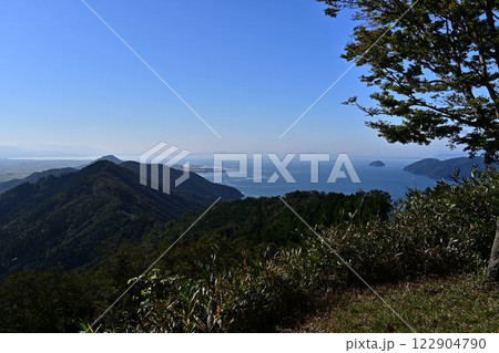 賤ヶ岳山頂からの景色 賤ヶ岳山頂からの景色 122904790