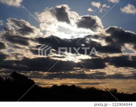 幻想的な夕景 幻想的な夕景 122904844