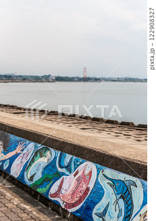 （とやまビューポイント）富山県　魚津市　海岸の風景　7月 122908327