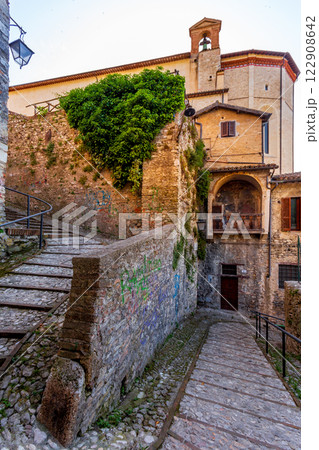 The winding narrow streets, stairs and charming architecture of Spoleto The winding narrow streets, stairs and charming architecture of Spoleto 122908642