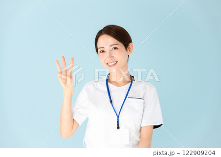 女性 白衣 看護師 医療 3 女性 白衣 看護師 医療 3 122909204