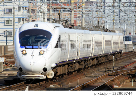 JR九州 885系特急電車(一次車) JR九州 885系特急電車(一次車) 122909744