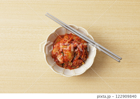韓国の辛くて美味しい白菜のキムチ 韓国の辛くて美味しい白菜のキムチ 122909840