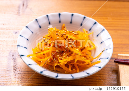 にんじんの胡麻和え 122910155