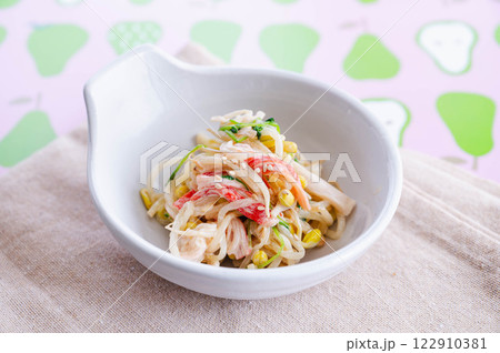 子大豆もやしとカニカマと豆苗のマヨサラダ 122910381