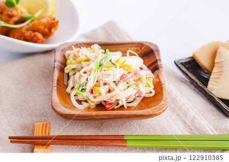 子大豆もやしとカニカマと豆苗のマヨサラダ 122910385