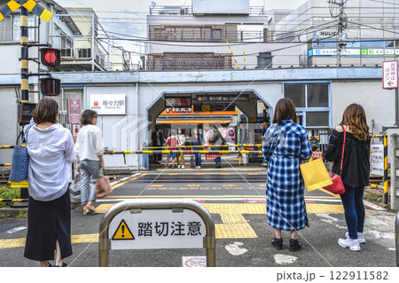 世田谷区の都市風景　等々力駅 122911582