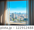 マンションの窓から見える景色（日本）02 122912488