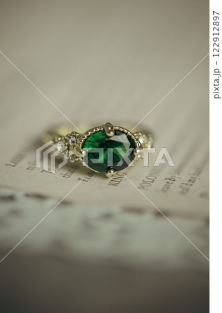 素敵なアクセサリー 122912897