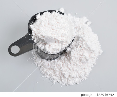 Magnesium oxide, or magnesia. It has an empirical formula of MgO. 122916742