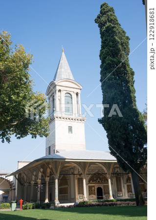 Imperial Council with Justice Tower. Topkapi palace, Istanbul Imperial Council with Justice Tower. Topkapi palace, Istanbul 122918681