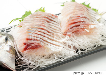 アジの刺身　姿盛り 122918908