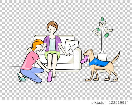 高齢女性の靴下の着替え介助を手伝う介護ヘルパーと介助犬(レトリバー)｜介護看護シリーズ 122919954