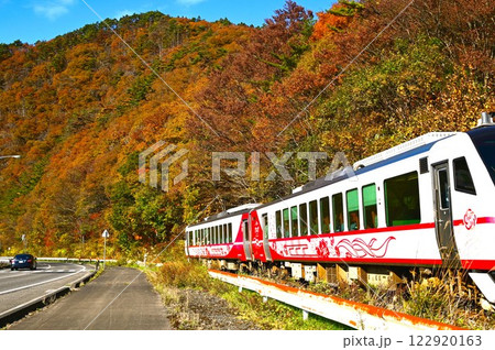 秋の釜石線（銀河ドリームライン釜石線）観光列車ひなび 122920163