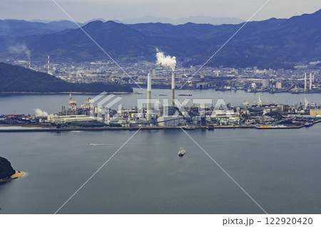 徳山 晴海町の工場群 山口県周南市 徳山 晴海町の工場群 山口県周南市 122920420
