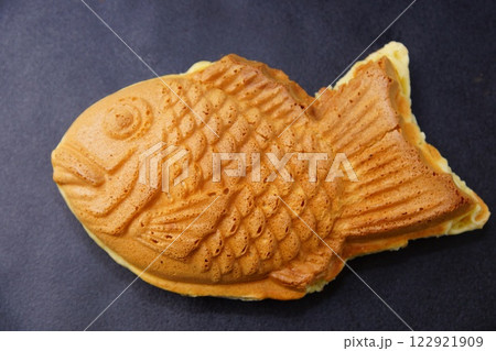 美味しい鯛焼き 122921909